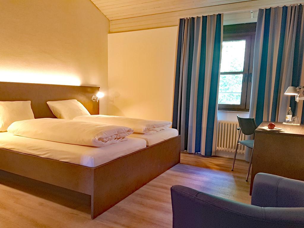 Tagungshaus Wernau Hotel Bagian luar foto