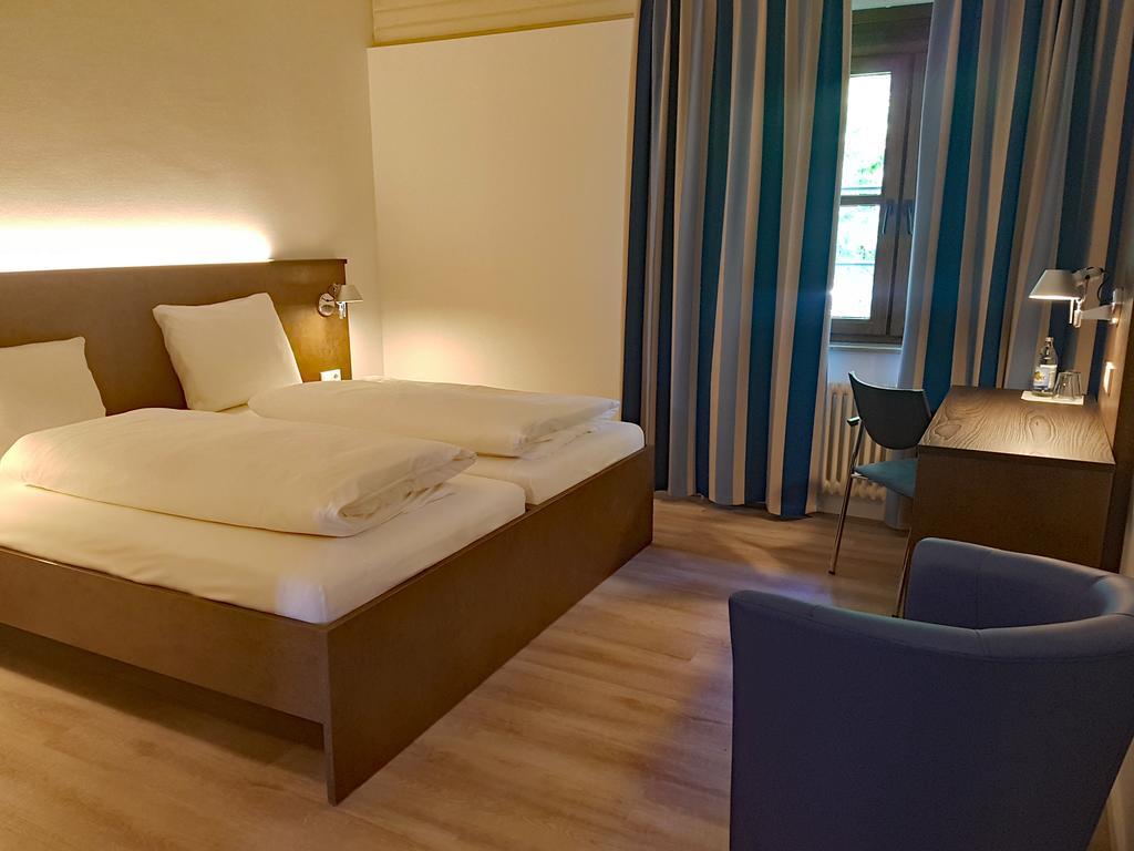 Tagungshaus Wernau Hotel Bagian luar foto