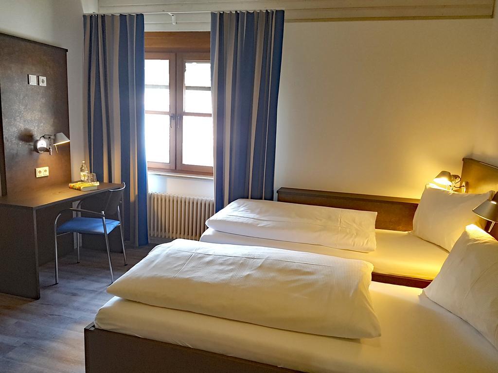 Tagungshaus Wernau Hotel Bagian luar foto